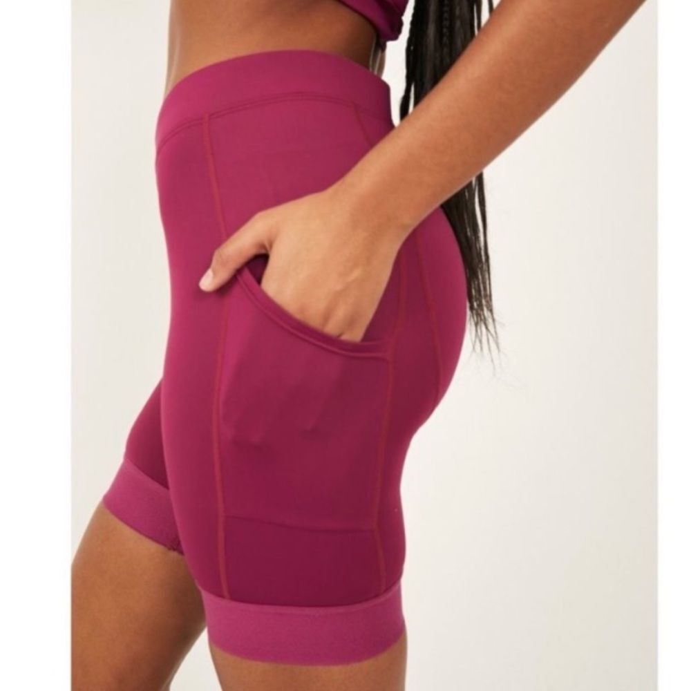 NWT Free People "In the Saddle" Magenta Bike Shorts Side Pockets Athletic Small